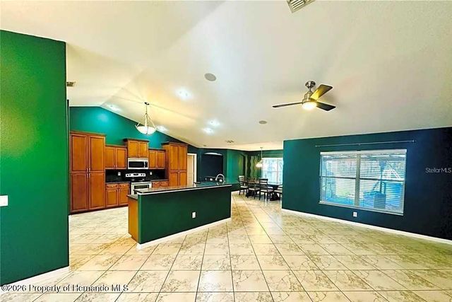 18236 Macek Road, Brooksville, FL 34614