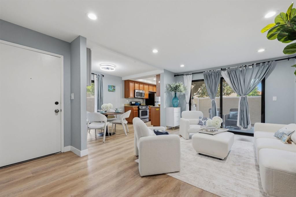11156 Kelowna 55, San Diego, CA 92126 — photo 4