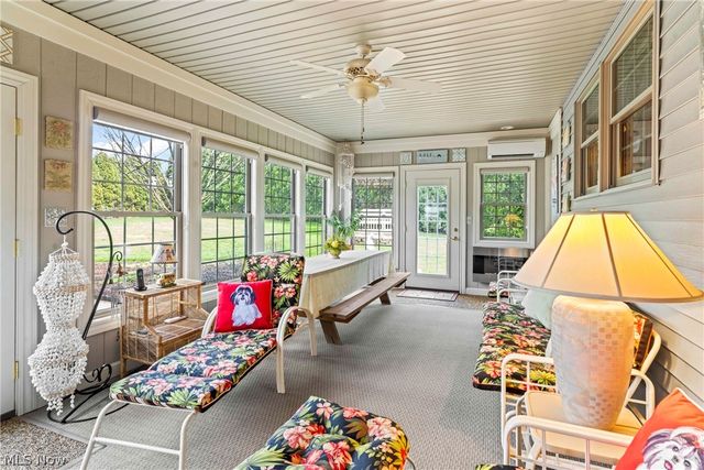 551 E Regency Circle, Canfield, OH 44406