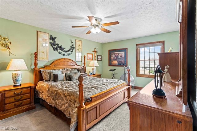 551 E Regency Circle, Canfield, OH 44406