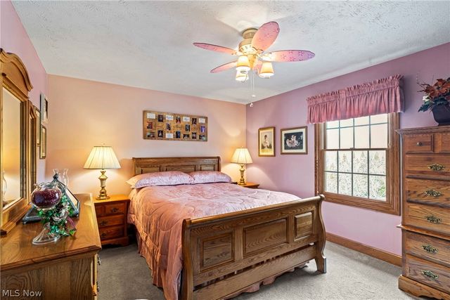 551 E Regency Circle, Canfield, OH 44406