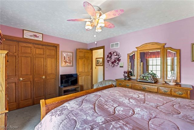 551 E Regency Circle, Canfield, OH 44406