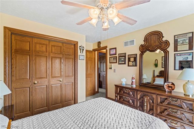 551 E Regency Circle, Canfield, OH 44406