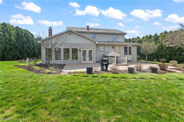 551 E Regency Circle, Canfield, OH 44406