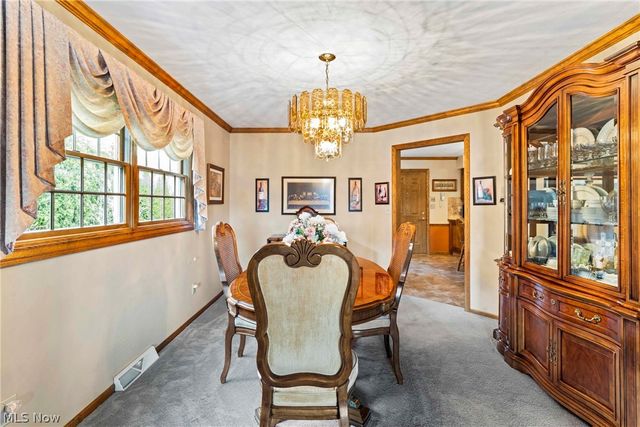 551 E Regency Circle, Canfield, OH 44406