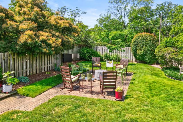 636 Ruddiman Drive, North Muskegon City, MI 49445