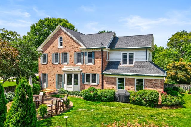 636 Ruddiman Drive, North Muskegon City, MI 49445