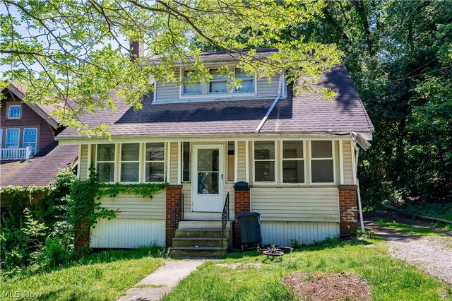 628 Lakemont Avenue, Akron, OH 44314