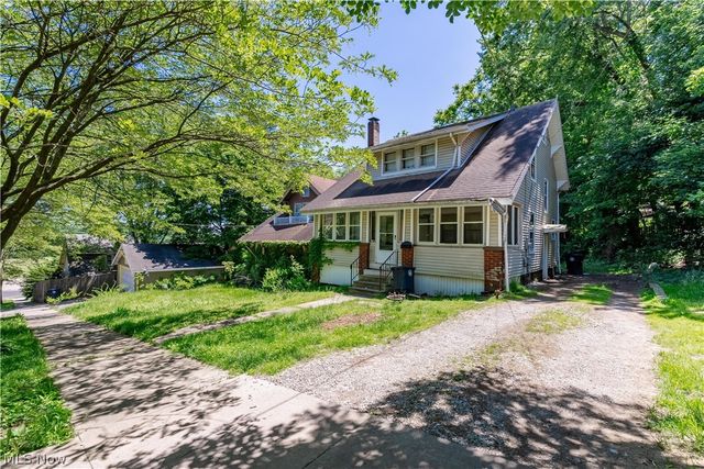 628 Lakemont Avenue, Akron, OH 44314
