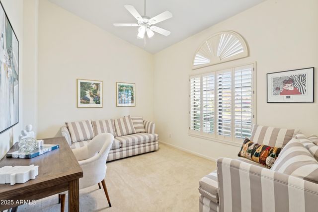 10737 E TERRA Drive, Scottsdale, AZ 85258