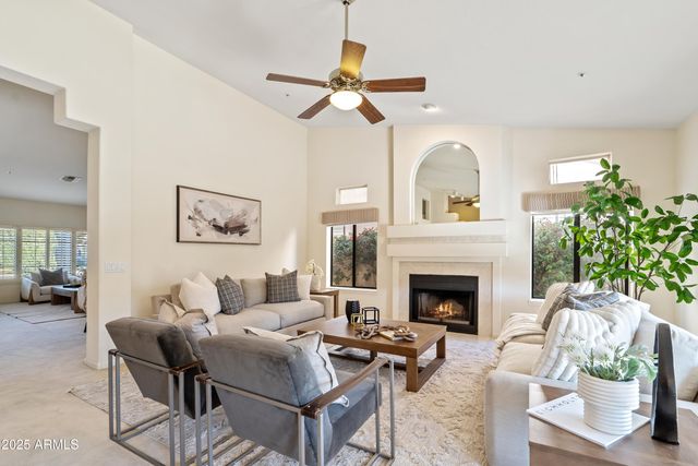 10737 E TERRA Drive, Scottsdale, AZ 85258