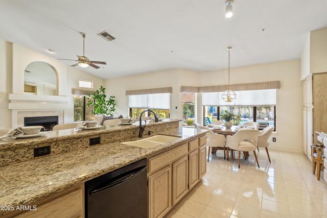 10737 E TERRA Drive, Scottsdale, AZ 85258