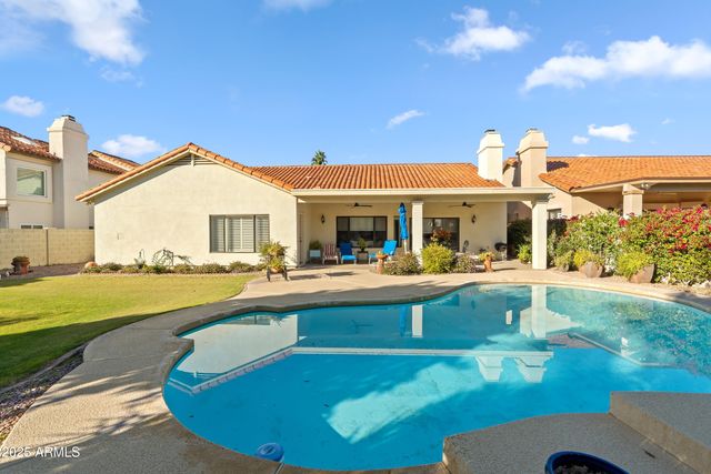 10737 E TERRA Drive, Scottsdale, AZ 85258