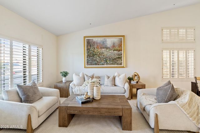 10737 E TERRA Drive, Scottsdale, AZ 85258