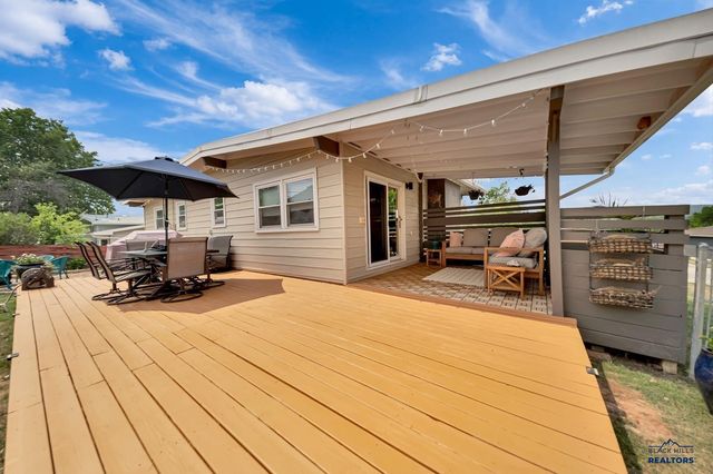 2728 ARROWHEAD DR, Rapid City, SD 57702