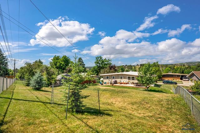 2728 ARROWHEAD DR, Rapid City, SD 57702