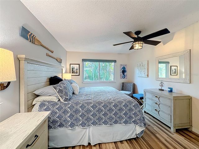 1715 PELICAN COVE ROAD GL438, Sarasota, FL 34231