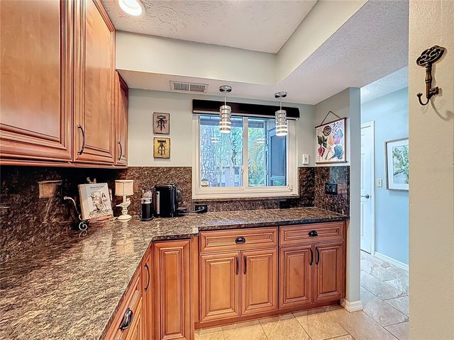 1715 PELICAN COVE ROAD GL438, Sarasota, FL 34231