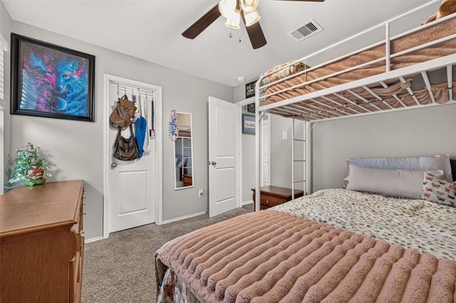 811 Petunia Falls Lane, Rosharon, TX 77583