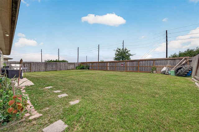 811 Petunia Falls Lane, Rosharon, TX 77583