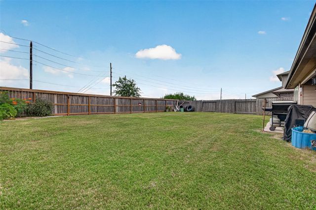811 Petunia Falls Lane, Rosharon, TX 77583