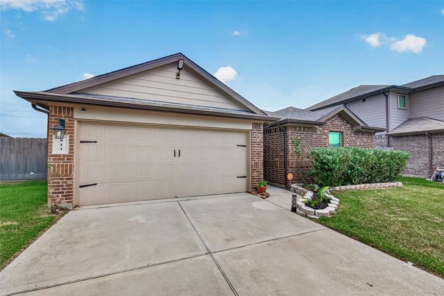 811 Petunia Falls Lane, Rosharon, TX 77583