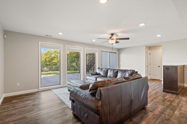 7590 S NURSERY RD, Columbia, MO 65203