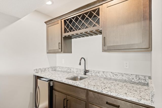 7590 S NURSERY RD, Columbia, MO 65203