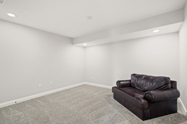 7590 S NURSERY RD, Columbia, MO 65203