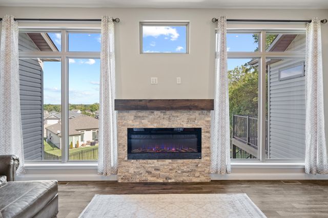 7590 S NURSERY RD, Columbia, MO 65203