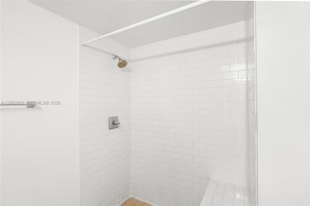 800 West Avenue 336, Miami Beach, FL 33139