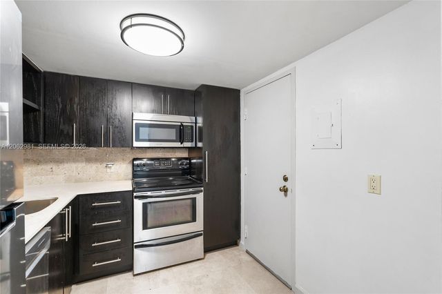 800 West Avenue 336, Miami Beach, FL 33139
