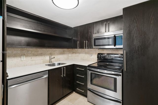 800 West Avenue 336, Miami Beach, FL 33139