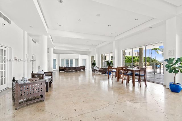 800 West Avenue 336, Miami Beach, FL 33139