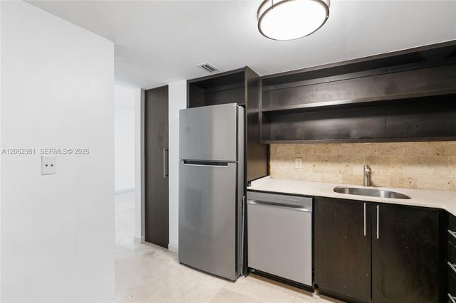 800 West Avenue 336, Miami Beach, FL 33139