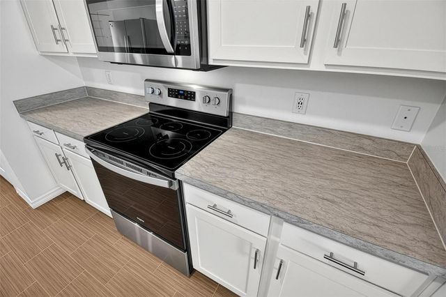 10 RENFRO LANE, Palm Coast, FL 32164