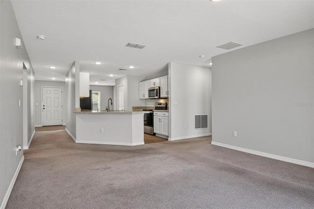 10 RENFRO LANE, Palm Coast, FL 32164