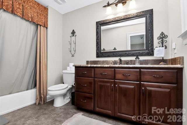 6031 Greystone Drive, Matthews, NC 28104