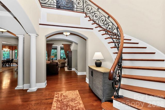 6031 Greystone Drive, Matthews, NC 28104