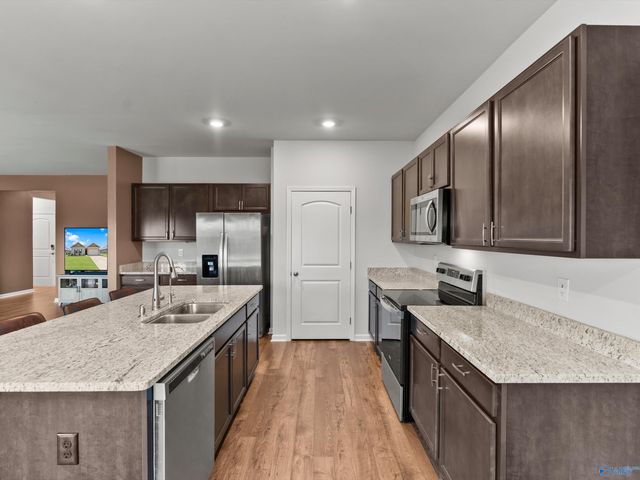 140 Red Fox Way, Meridianville, AL 35759