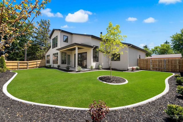2591 S Greenwood Circle, Boise, ID 83706