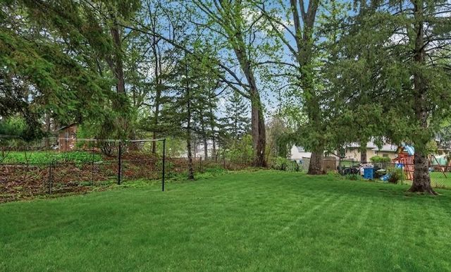 1845 City Heights Drive, Maplewood, MN 55117