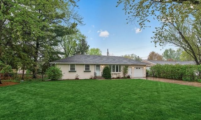1845 City Heights Drive, Maplewood, MN 55117