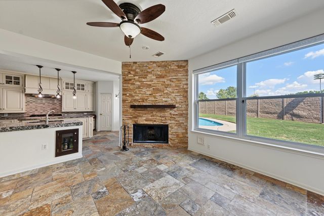 18522 Park Harbor Drive, Houston, TX 77084