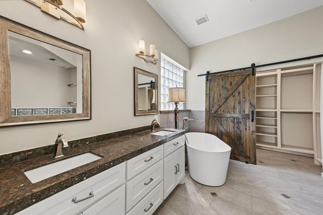 18522 Park Harbor Drive, Houston, TX 77084