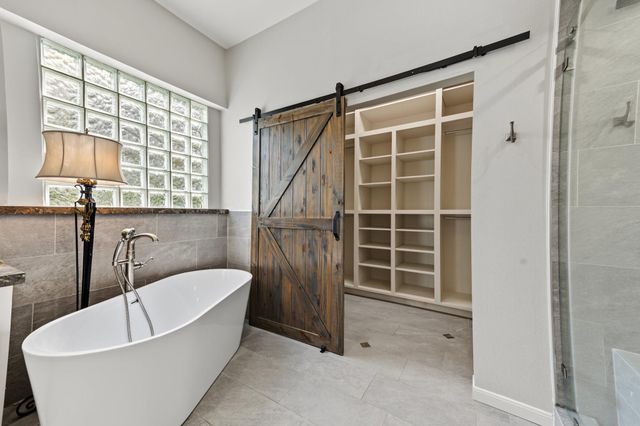 18522 Park Harbor Drive, Houston, TX 77084