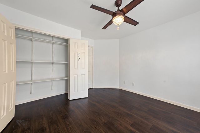 18522 Park Harbor Drive, Houston, TX 77084
