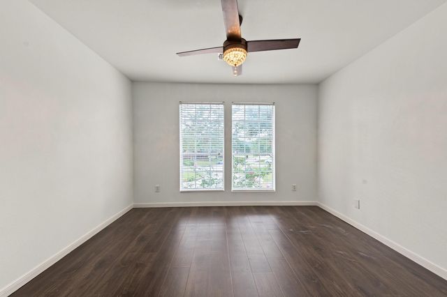 18522 Park Harbor Drive, Houston, TX 77084