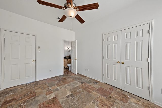 18522 Park Harbor Drive, Houston, TX 77084