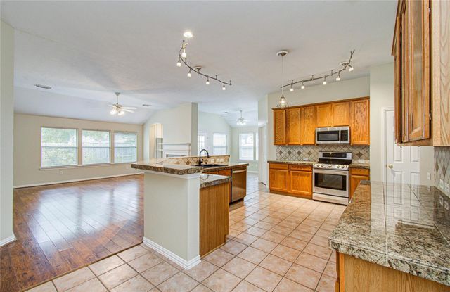 18223 Heathridge Lane, Cypress, TX 77433